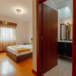 Apartment Downtown Deluxe By Vacationy *