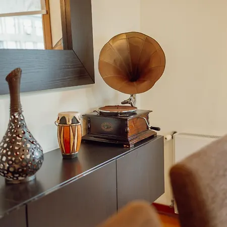 Daire Downtown Deluxe By Vacationy *