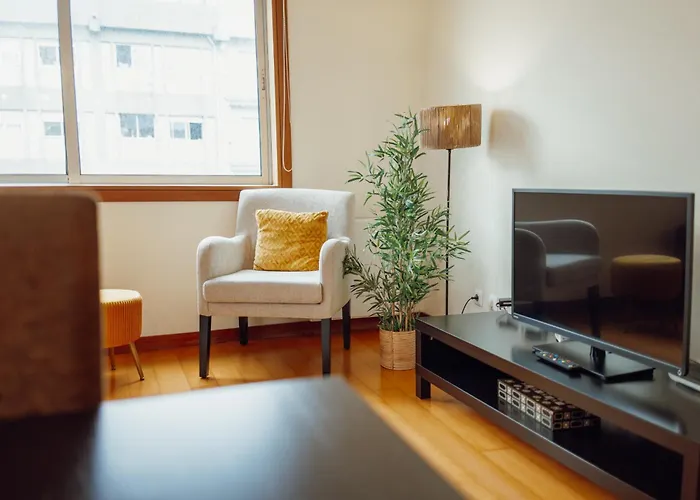 Downtown Deluxe By Vacationy