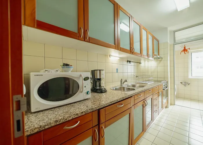 Downtown Deluxe By Vacationy